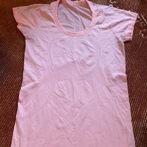 Lululemon swiftly tech short sleeve